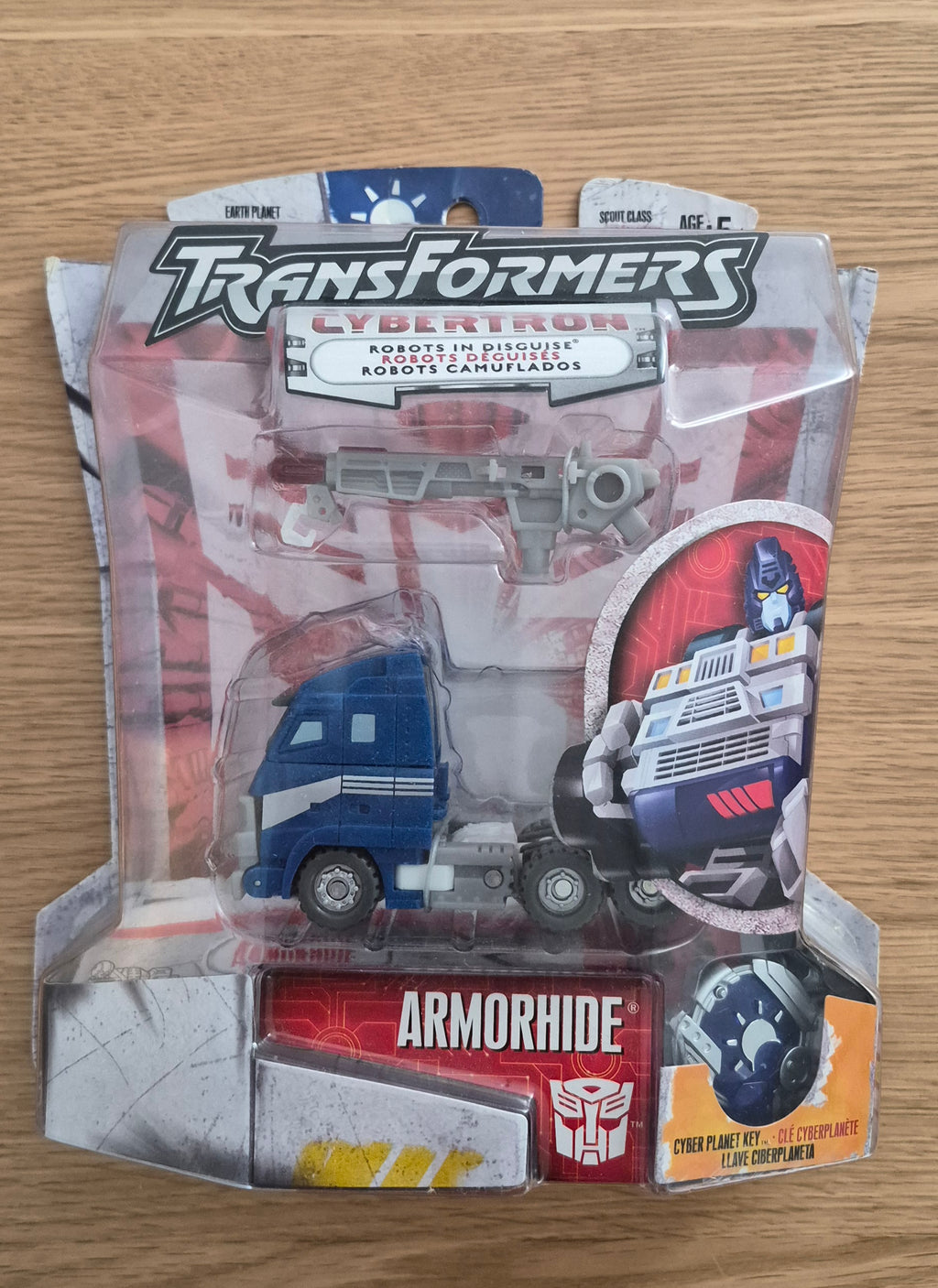 Transformers Cybertron - Armorhide