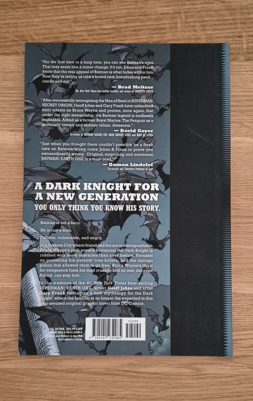 Batman Earth One DC Comics