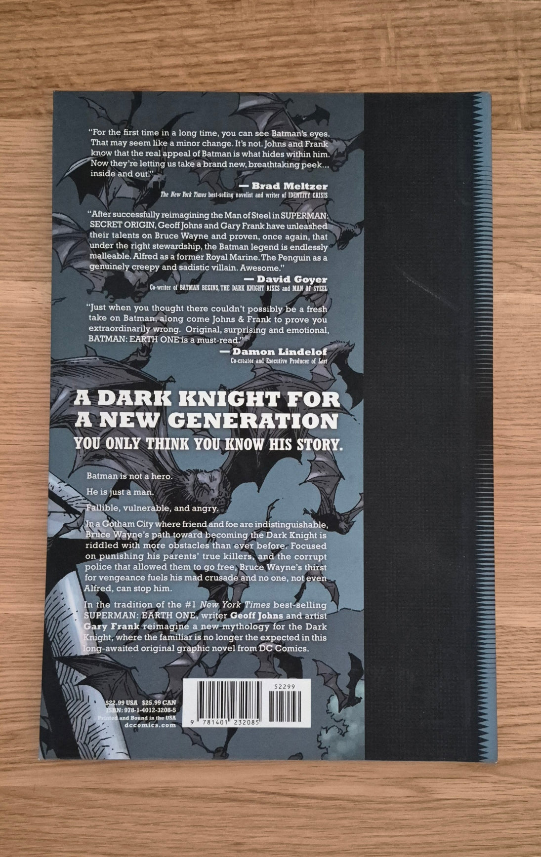 Batman Earth One DC Comics